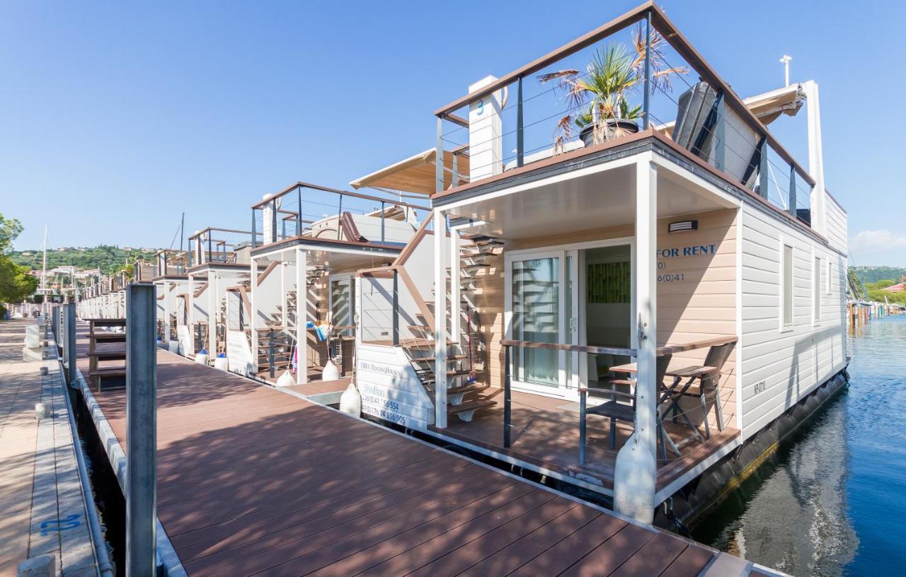 Bamboo Floating House Portoroz Apartment Exterior foto